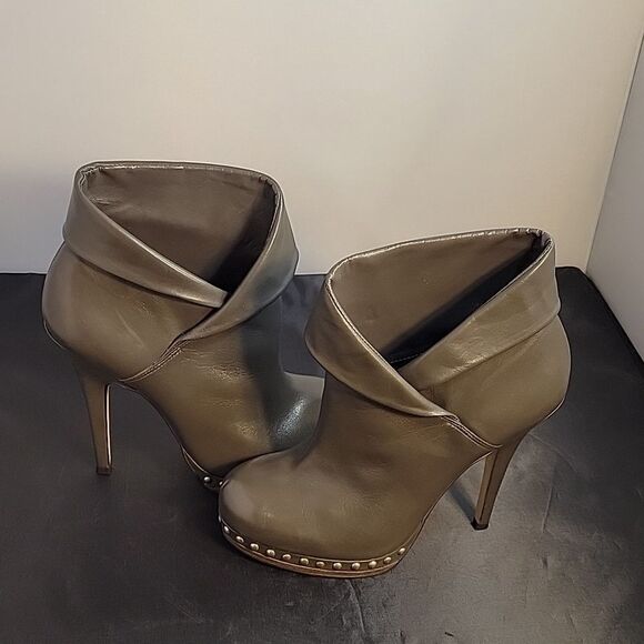 ALDO LEATHER STUDDED DETAILING ROUND TOE WOMEN"S HIGH HEEL STILETTOS ANKLE BOOTS - Picture 7 of 16